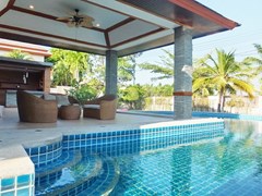 4 bedroom pool villa for sale Huay Yai Pattaya