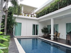 Pool Villa for Sale at Siverlake Pattaya close to Silverlake Vineyard