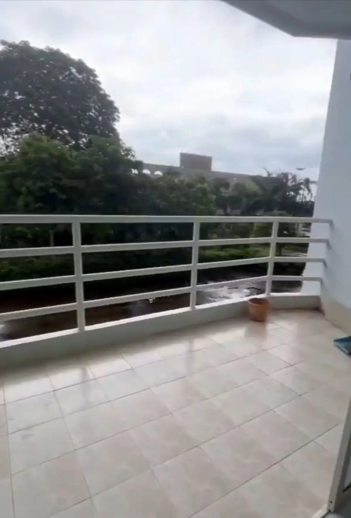 View Talay 7 Studio office for rent